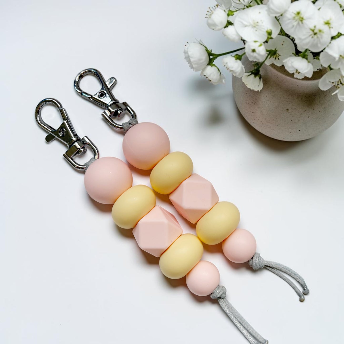 YELLOW & PINK SILICONE BEAD KEYRING