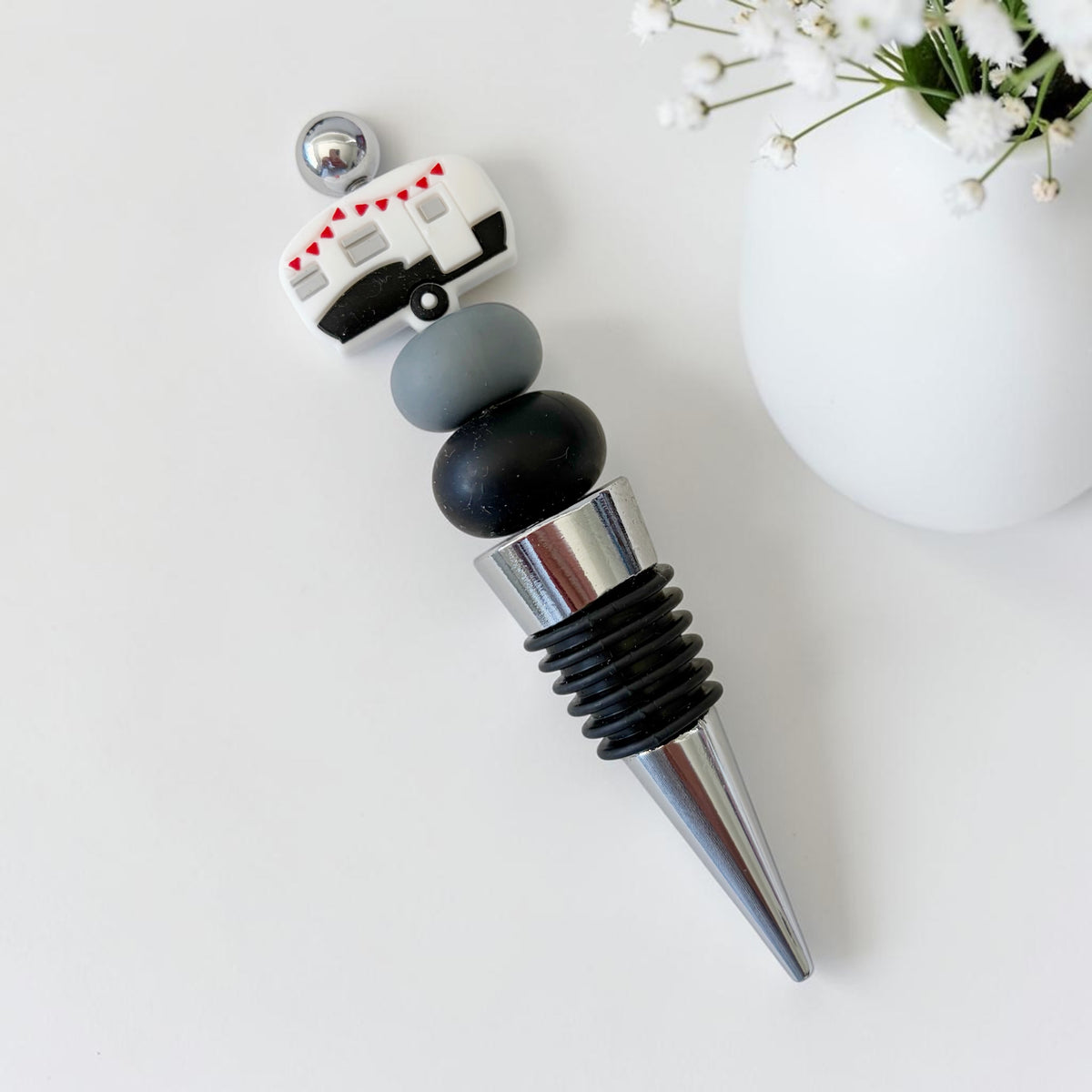 WINE STOPPER BLACK CARAVAN SILICONE BEADS