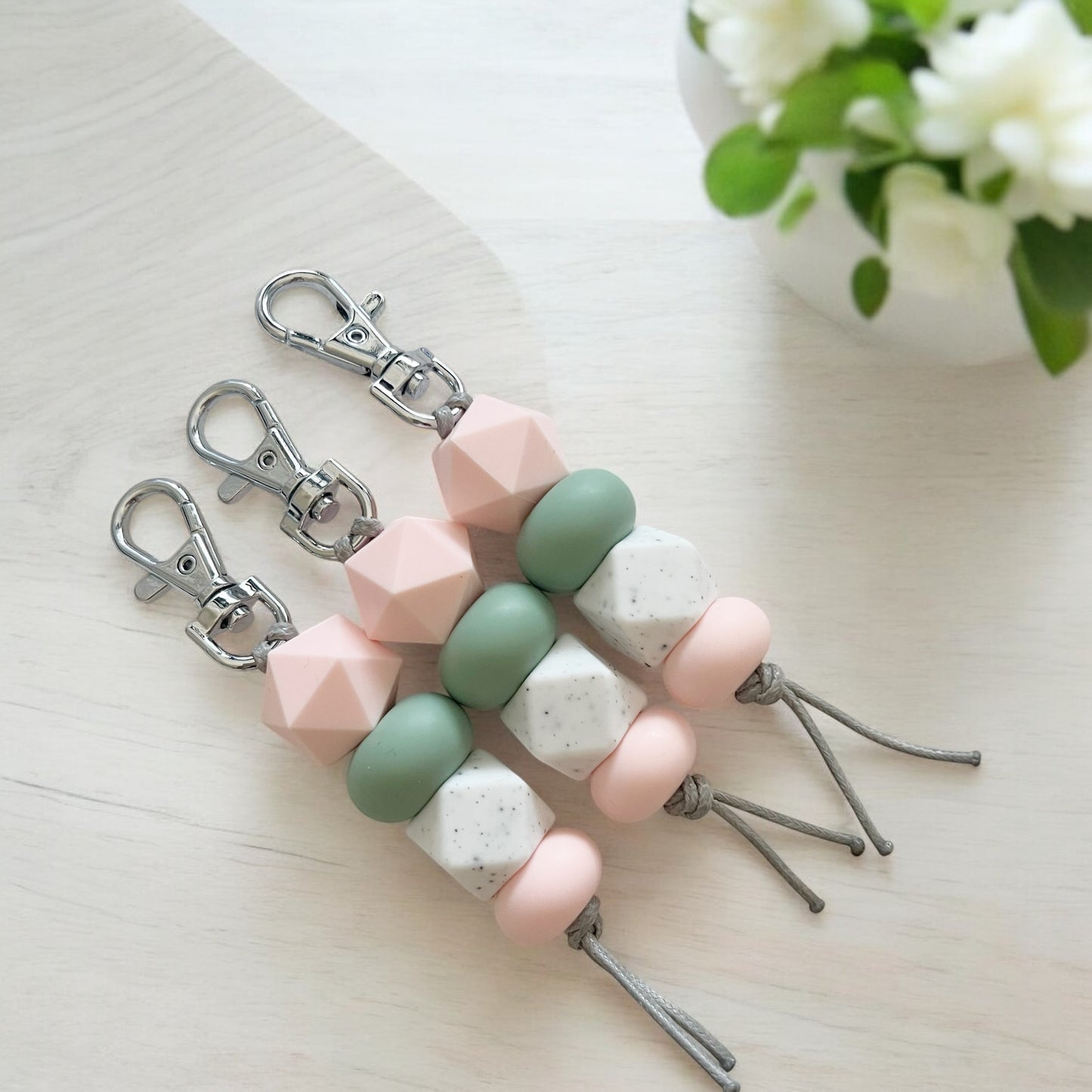 PINK & SAGE SILICONE BEAD KEYRING