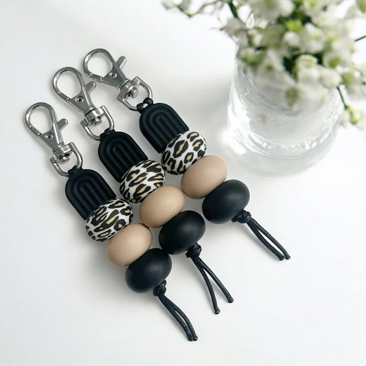 ARCH BLACK  & LEOPARD PRINT SILICONE BEAD KEYRING