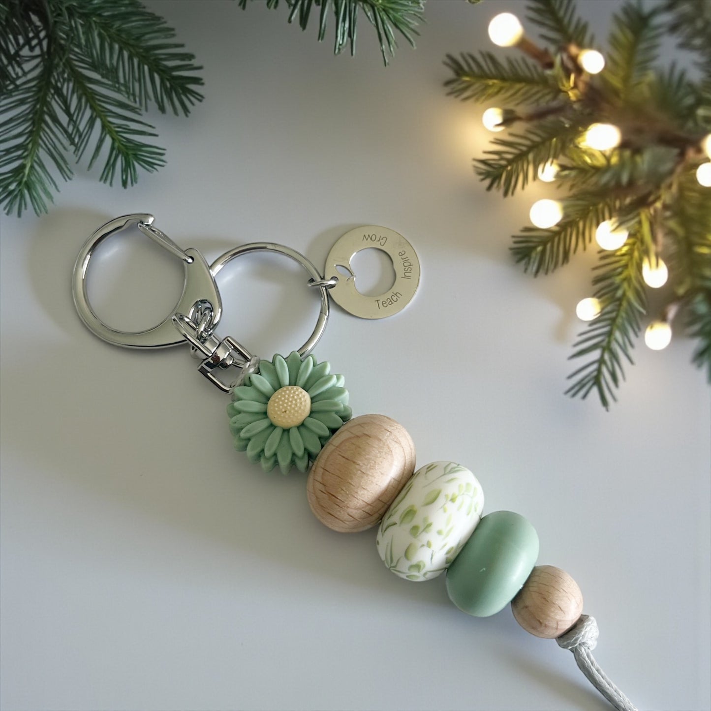 Teach Inspire Sage Daisy  SILICONE BEAD KEYRING