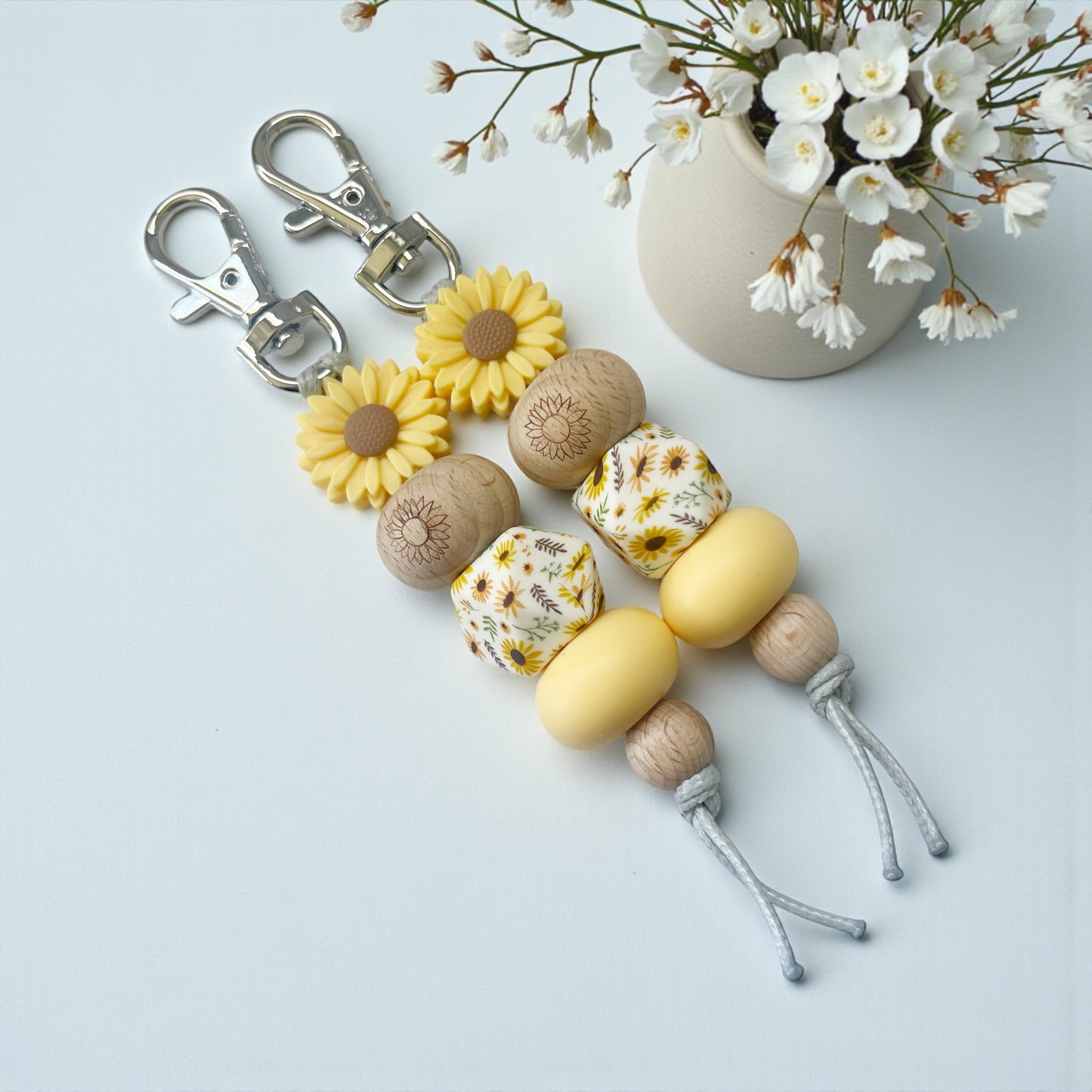 Yellow Daisy & Sunflower SILICONE BEAD KEYRING