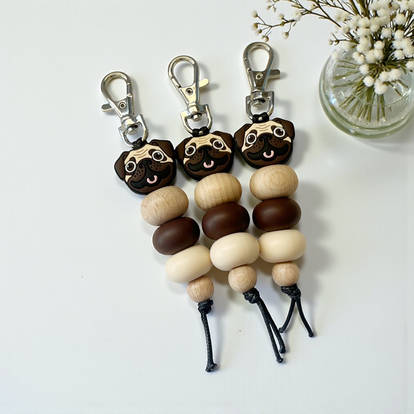 BROWN PUG SILICONE BEAD KEYRING