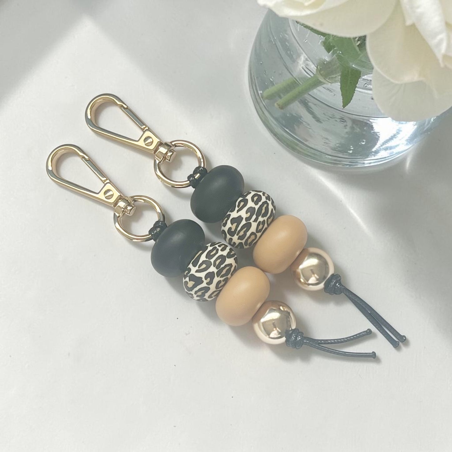 Black leopard & Gold SILICONE BEAD KEYRING