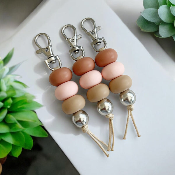 CLAY PINK BEIGE SILICONE BEAD KEYRING