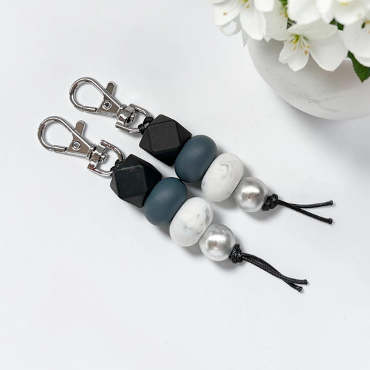Black Hex Storm Marble SILICONE BEAD KEYRING