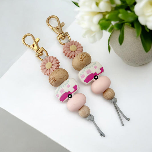 PINK CARAVAN & DUSTY DASIY SILICONE BEAD KEYRING
