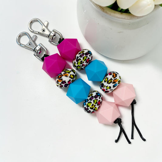 RAINBOW LEOPARD SILICONE BEAD KEYRING