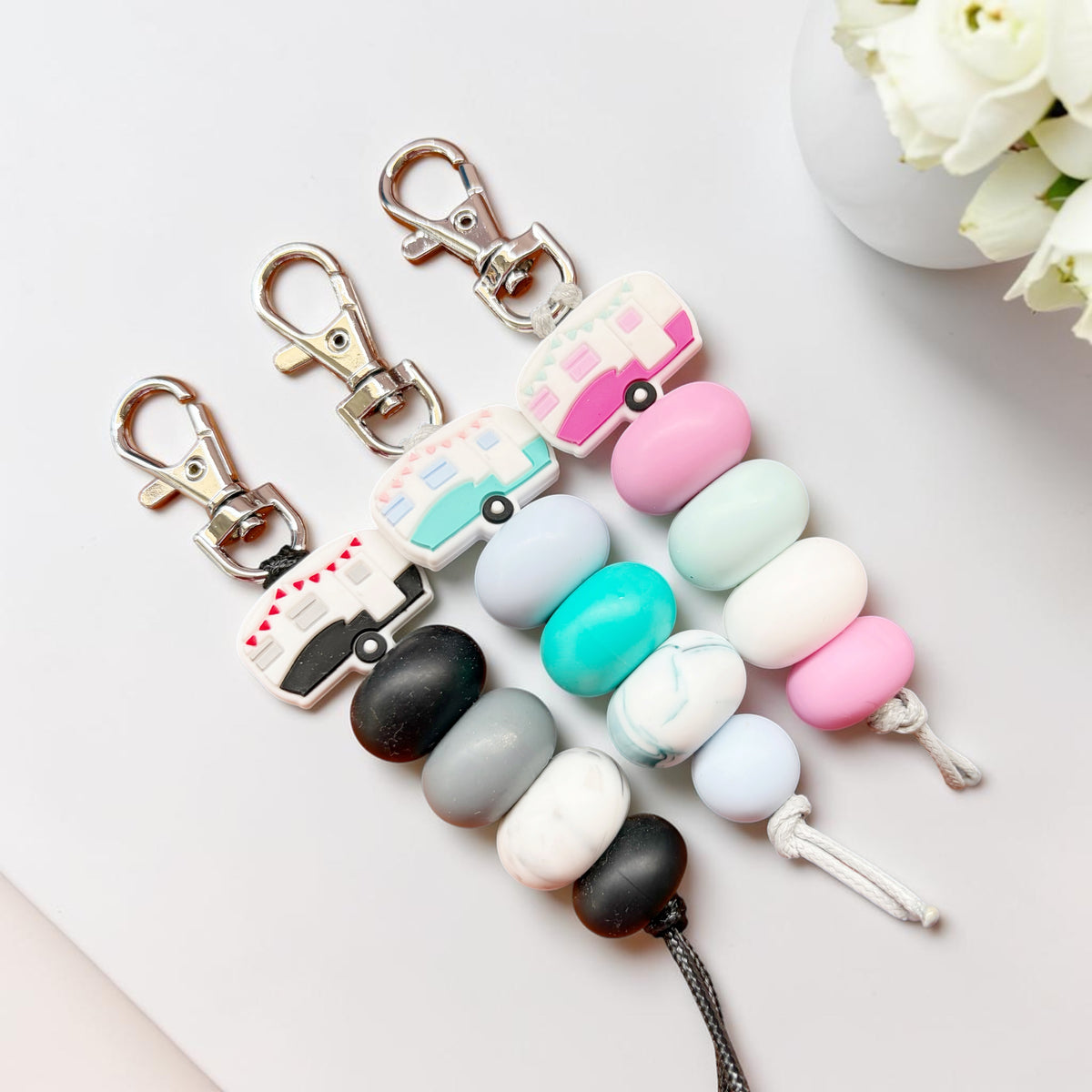 CARAVAN SILICONE BEAD KEYRING