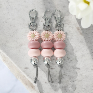 BABY PINK DAISY SILICONE BEAD KEYRING