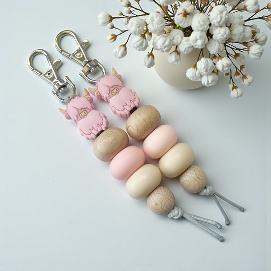 PINK HIGHLAND COW SILICONE BEAD KEYRING