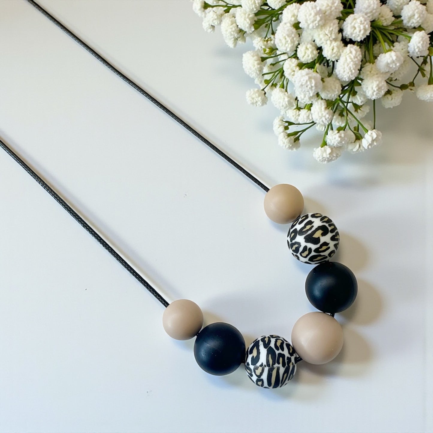 SILICONE BEAD NECKLACE -Leopard