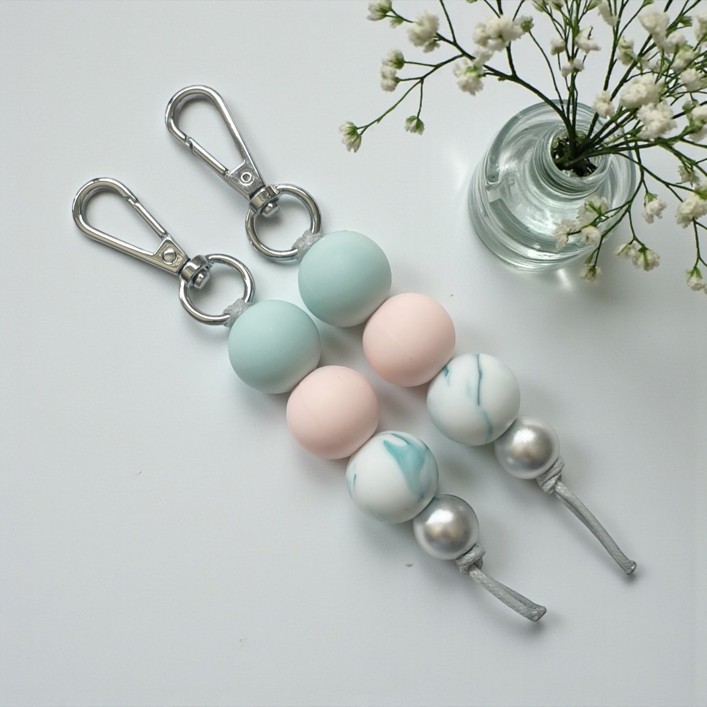 SEAGLASS PINK TEAL MARBLE SILICONE BEAD KEYRING