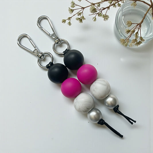 BLACK  PINK MARBLE SILICONE BEAD KEYRING